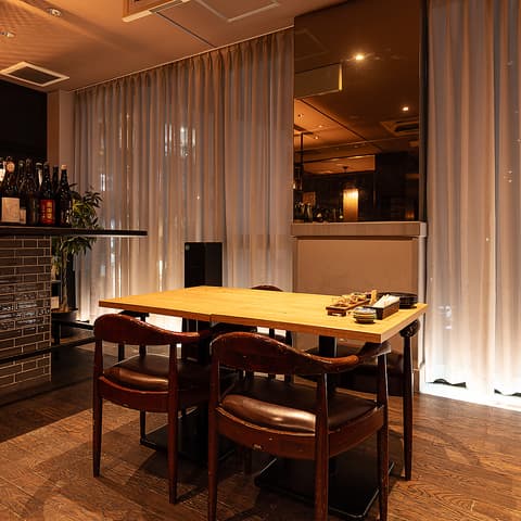 天ぷら海鮮 酒場食堂 鈴なり 名古屋駅店 テーブル4名様（10部屋） - オープン席