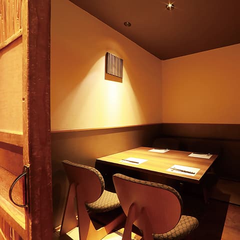 全席個室 ひつまぶしと名古屋めし・かしわ処 名鶏 個室4名様（13部屋） - 個室