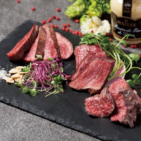 肉寿司と名古屋めし金肉 きんにく 名古屋駅店 32. 3H飲み放題付★絨毯ローストビーフ/肉3種盛り等〈全11品〉 - 宴会プラン